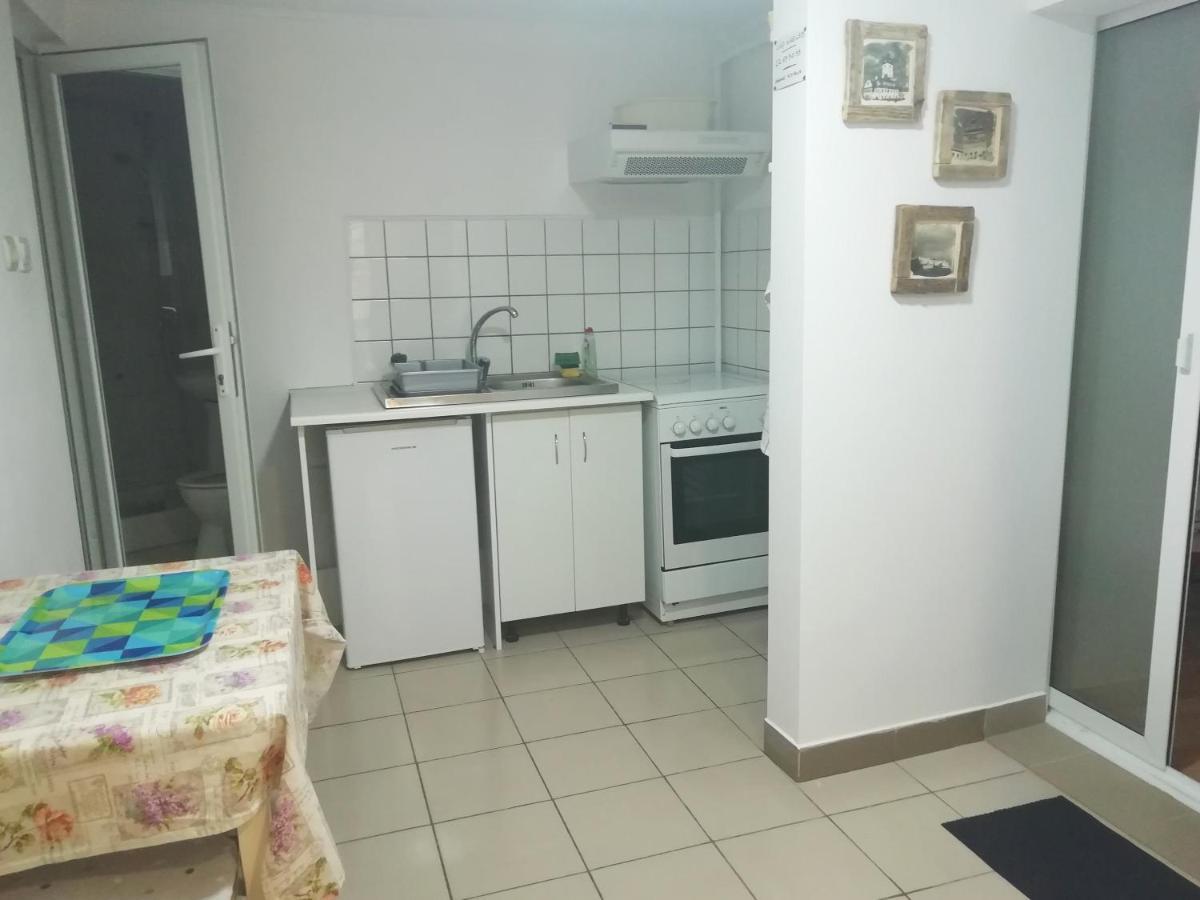 Ferienwohnung Studio Moliere Brașov Exterior foto